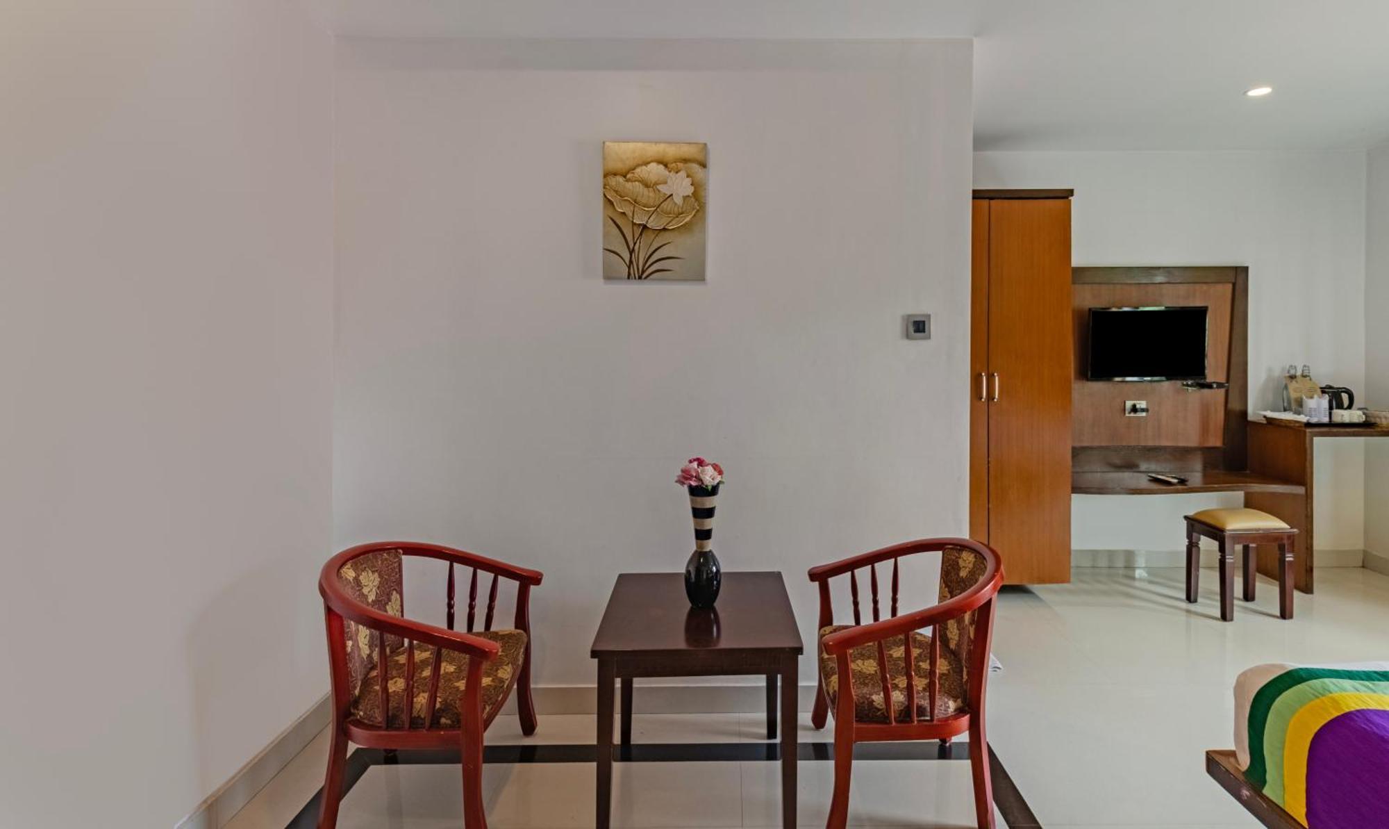 Treebo Premium Palmyra Milford, 2 Km From Alleppey Hotel